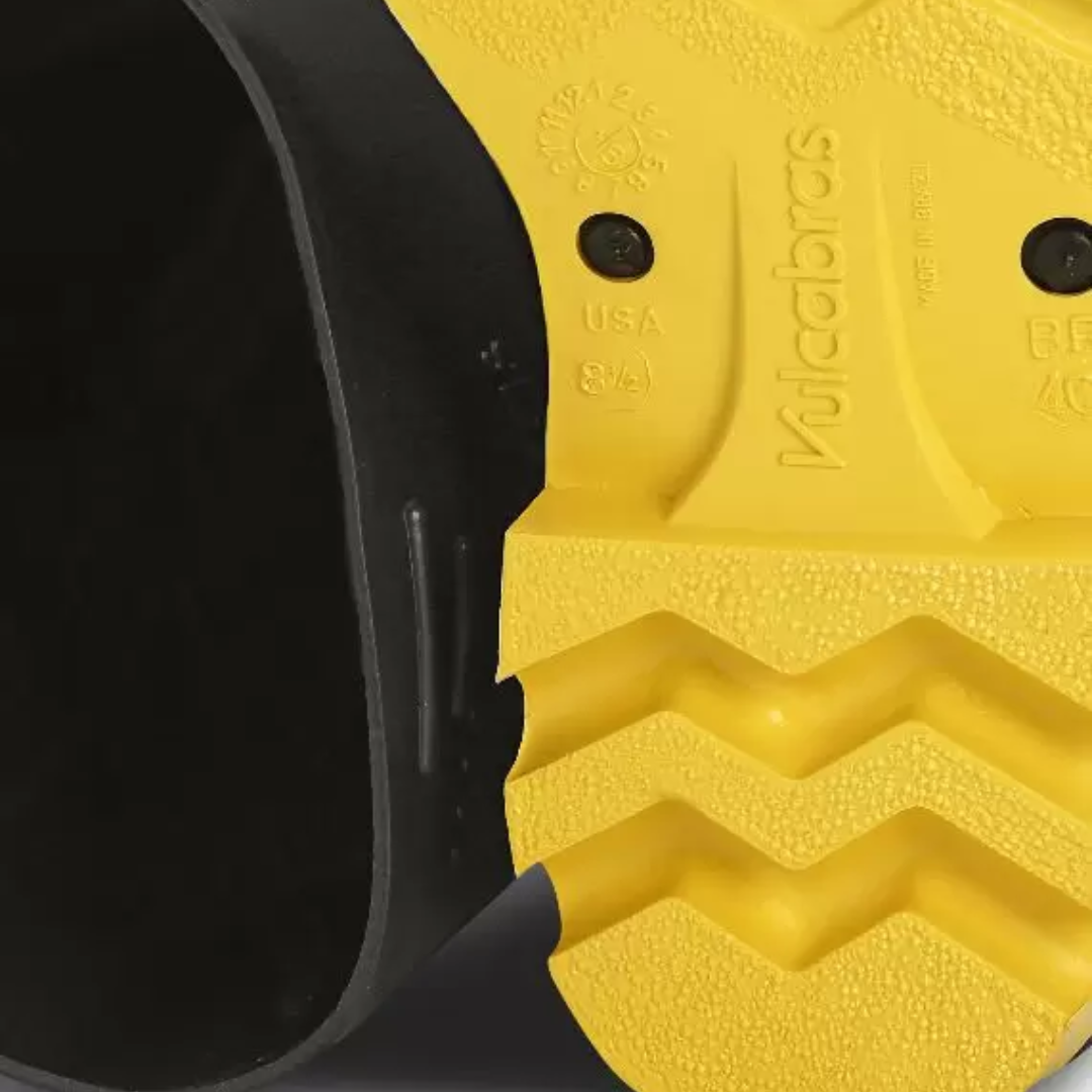 Bota de PVC Vulcabras Cano Médio Preto/Amarelo com CA